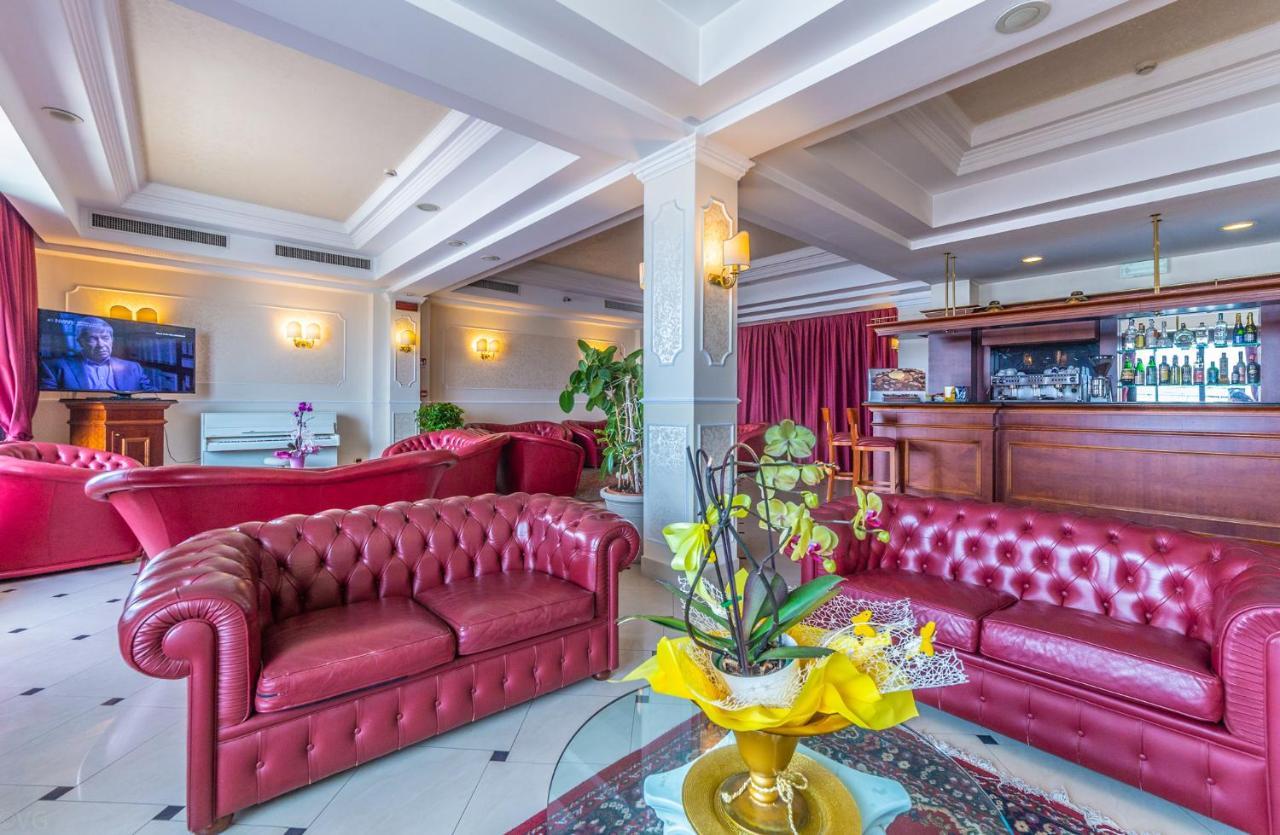 Hotel Executive La Fiorita Rimini Esterno foto