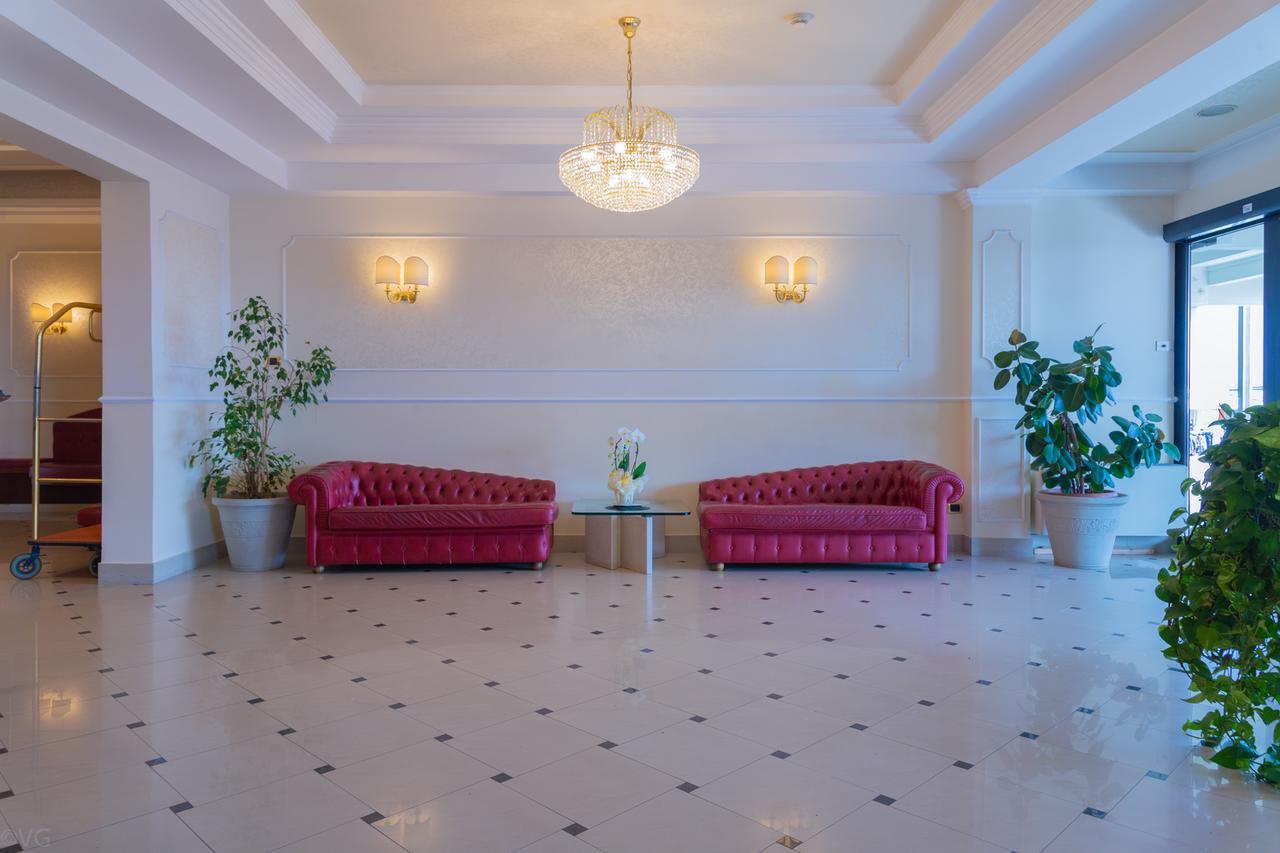 Hotel Executive La Fiorita Rimini Esterno foto