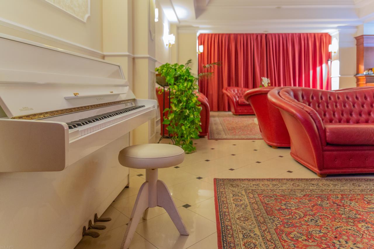 Hotel Executive La Fiorita Rimini Esterno foto